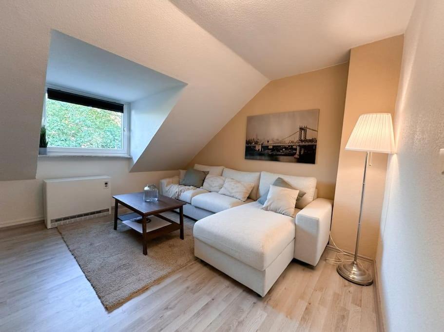 Zentrale Wohnung Fuer 4 Mit Bett Und Schlafcouch Essen Zewnętrze zdjęcie